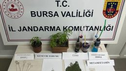 Bağ Evinde Uyuşturucu Partisine Jandarma Baskını