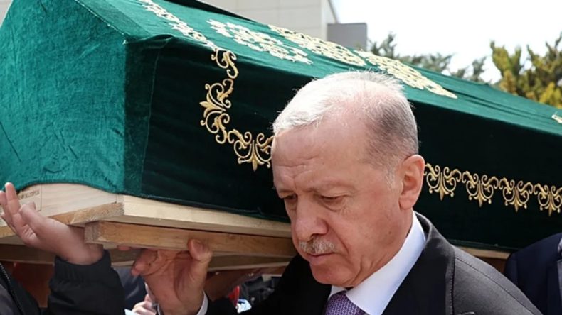 Başkan Erdoğan, Arapça Öğretmeni Ahmet Karaman’ın Cenaze Törenine Katıldı