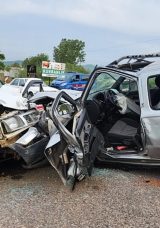 Bursa’da İki Kamyonet Birbirine Girdi: 1 Hayatını Kaybetti, 3 Yaralı!