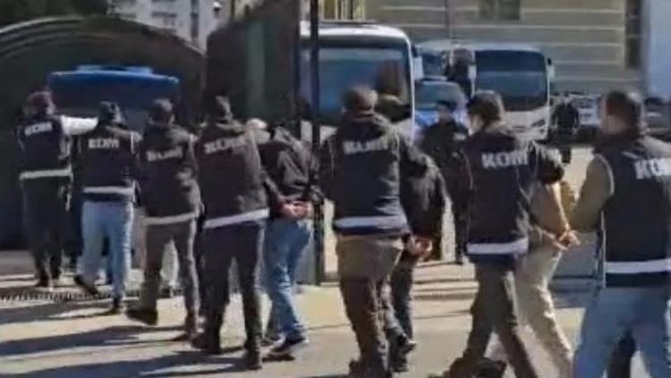 Hesaplarında 1.4 milyar TL’lik para akışı bulunan örgütün üyeleri yakalandı
