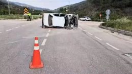 Köpeğe Çarpmamak İçin Yan Yatan Sürücü 3 Kişiyi Yaraladı!