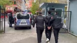 Milyonluk araca çakar takıp “Valinin yeğeniyim” diyen sürücünün ehliyeti alındı, 146 bin lira ceza kesildi