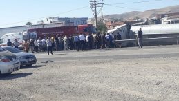 Nusaybin’de Akaryakıt Yüklü Tanker Devrildi! 1 Ölü, 1 Yaralı