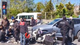 Otomobilin Hatalı Dönüşü Motosikletli Kuryeye Zarar Verdi