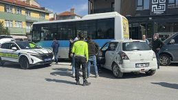 Park Halindeki Halk Otobüsüne Çarpan Sürücünün Ehliyeti 2042’ye Kadar Alındı!
