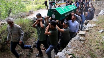 Rusya’daki Dağa Tırmanan İki Türk Dağcı Hayatını Kaybetti… Antalyalı Dağcı Son Yolculuğuna Uğurlandı