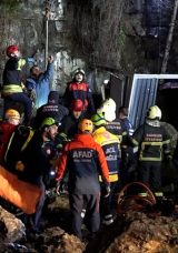 Samsun’daki Heyelanda Eşi ve İki Kızını Kaybeden Aileye Psikolojik Destek Verildi