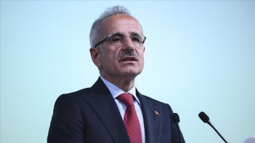 Ulaştırma Bakanı Uraloğlu’ndan Orta Koridor ve Kalkınma Yolu Hakkında Açıklama
