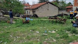 Yaşlı Kadın Arazide Ölü Bulundu