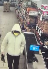 Yer: Bağcılar! Market Çalışanını Bıçakla Tehdit Ederek 80 Bin Lira Gasbetti