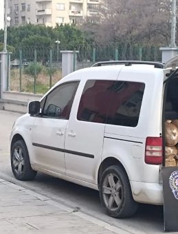 2 Ton Kaçak Tütün Ele Ge geçirildi: 6 Gözaltı