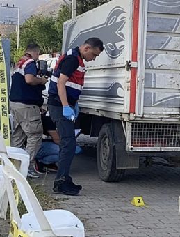4 Yaşındaki Çocuğun Trajik Ölümü: Kamyonete Tırmanırken Düştü!