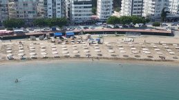 Adana’daki Plaja Mavi Bayrak Ödülü Verildi