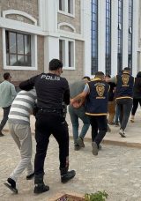Adıyaman’da Masaj Salonuna Fuhuş Baskını: 14 Kişi Gözaltında!
