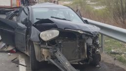 Ağrı’da feci trafik kazası! İki ölü, sekiz yaralı