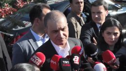 AK Parti Sözcüsü Ömer Çelik: Özgür Özel’e saldırıyı şiddetle kınıyoruz