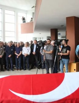 Akdeniz Üniversitesi Hastanesi’nin Acı Kaybı: Prof. Dr. Coşkun Usta Son Yolculuğuna Uğurlandı