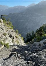 Alanya’da Araç Uçuruma Düştü: 1 Ölü, 1 Ağır Yaralı