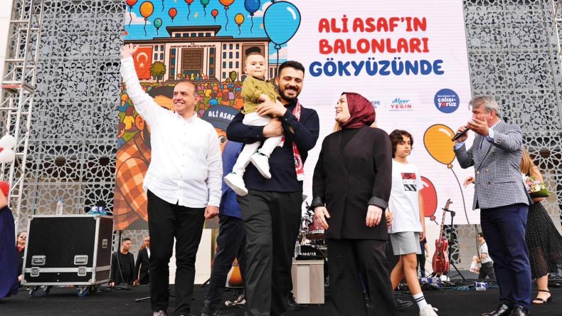 Ali Asaf’ın Mutluluğu Tüm Şehri Sarstı