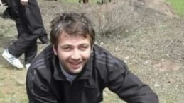 Anahtarını Unutan Adam Balkondan Eve Girmeye Çalışırken Hayatını Kaybetti