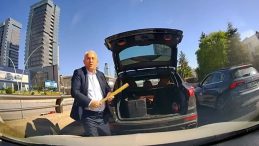 Ankara’da Yol Verme Tartışması: Bagajından Beyzbol Sopasıyla Saldırmaya Çalıştı!