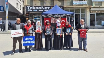 Annelerin Umudu Sönmüyor: Odasını Hazırladım, Yeter Ki Gelsin