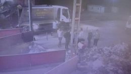 Annesinden Hatıra Kalan Kolye, Yanlışlıkla Çöpe Atıldı! 7 Ton Çöpün İçinde Bulundu