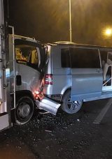 Antalya’da Zincirleme Trafik Kazası: 5 Araç Çarpıştı, Yaralılar Var