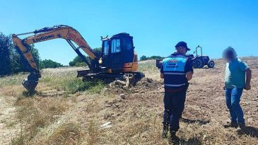 Aydın’da Hazine Arazisinde Kaçak Kazı Yapıldı