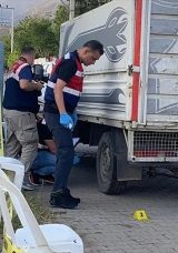 Aydın’da Korkunç Kaza! Kamyonet Kasasından Düşen Küçük Enes Hayatını Kaybetti