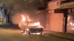 Aynı Marka Araçları Ateşe Verdi! 6 Araç Yanarak Kullanılamaz Hale Geldi
