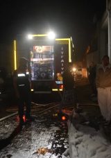 Ayvalık’ta Gözlük Fabrikası Alev Alev Yandı