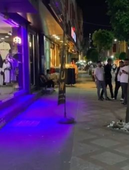 Bağcılar’da Giyim Mağazasına Silahlı Saldırı: 5 Yaralı!
