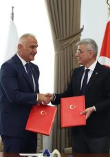 Bakan Ersoy: Sağlık Turizminden 3 Milyar Dolardan Fazla Gelir Elde Ettik