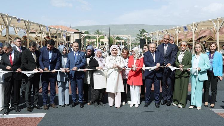 Bakan Kacır: 348 projeye 917 milyon lira destek sağladık