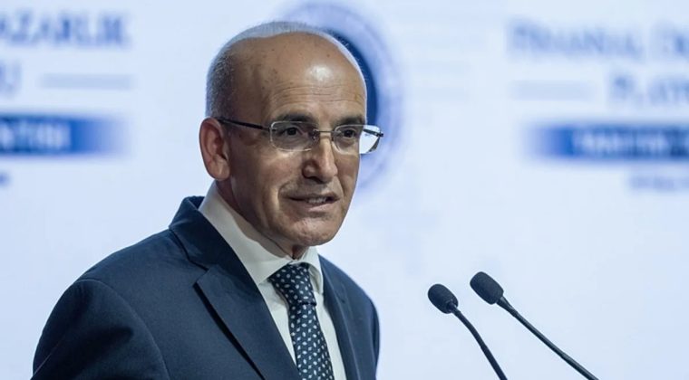 Bakan Şimşek, Endonezya Maliye Bakanı Indrawati ile görüştü