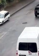 Bakımsız İETT Otobüsü Yüzünden Zincirleme Kaza!