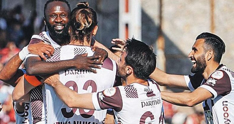 Bandırma Yarı Finale Yükseldi