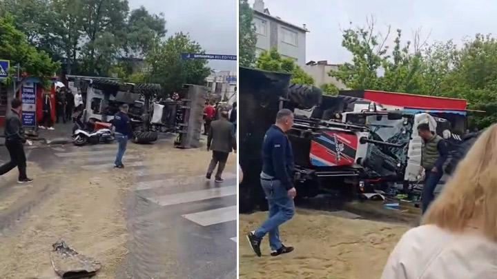 Bayrampaşa’da İş Makinesi Araçlara Çarparak Devirdi: İki Yaralı