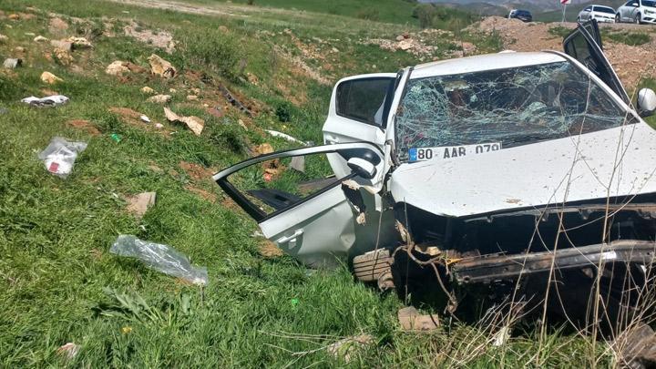Bingöl’de otomobil şarampole devrildi: 1 ölü, 1’i çocuk 2 yaralı