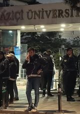 Boğaziçi Üniversitesi’nde Polis Ekiplerine Saldırı: 97 Gözaltı