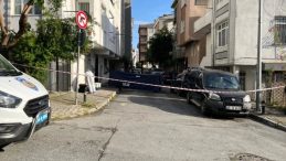 Boşanma Sürecinde Cinnet: Eşine Saldırdı, Ardından İntihar Etti