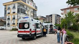 Burdur’da Kızların Sosyal Medya Tartışması Kanlı Sonuçlandı: 2 Yaralı!