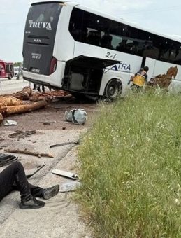 Çanakkale’deki Kaza ile İlgili Yeni Gelişmeler: Korkunç Kamyonun Suç Kaydı Ortaya Çıktı!