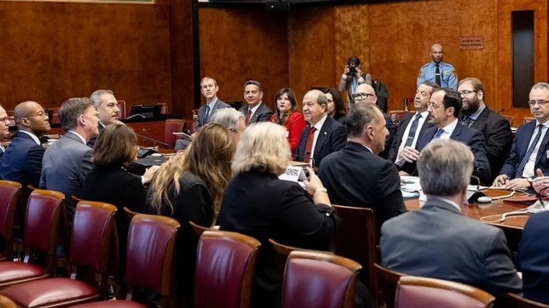 Cenevre Zirvesi: Kıbrıs’ta İki Devletli Çözüm Gündemde
