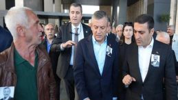 CHP Genel Başkanı Özel’e Yumruklu Saldırı: Saldırgan Hakkında MASAK Raporu ve HTS Kayıtları İstenildi