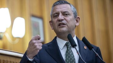 CHP Genel Başkanı Özgür Özel, Soma’da işçi sağlığı ve iş güvenliği sempozyumuna katıldı