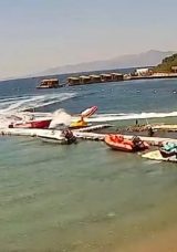 Deniz yatağı sürat teknesine çarptı: 1’i ağır 3 turist yaralı