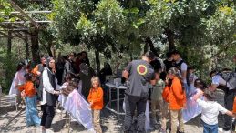 Depremzedelerin Bayram Hazırlıkları Gönüllülerle Devam Ediyor