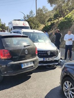 Direksiyon Başında Fenalaşan Sürücü Ters Şeride Girdi: 1 Yaralı!
